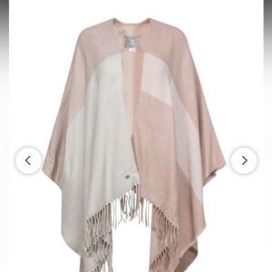 Soia & Kyo - Light Pink & Cream Colorblocked Open Poncho w/ Scarf Hem OS